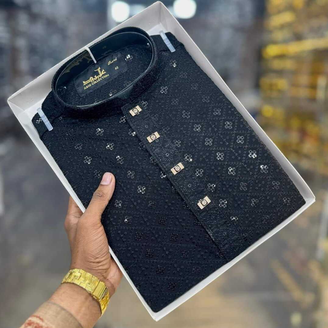 Black 𝐈𝐧𝐝𝐢𝐚𝐧 𝐬𝐞𝐪𝐮𝐞𝐧𝐜𝐞 𝐏𝐮𝐧𝐣𝐚𝐛𝐢